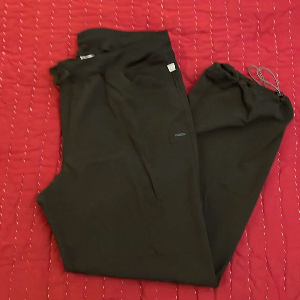 Black Cherokee infinity scrub pants size Xl